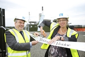 Viridors director of waste to energy, Dick Turner, and the chief executive of the Renewable Energy Association, Gaynor Hartnell, mark the opening of the East Kilbride landfill gas facility